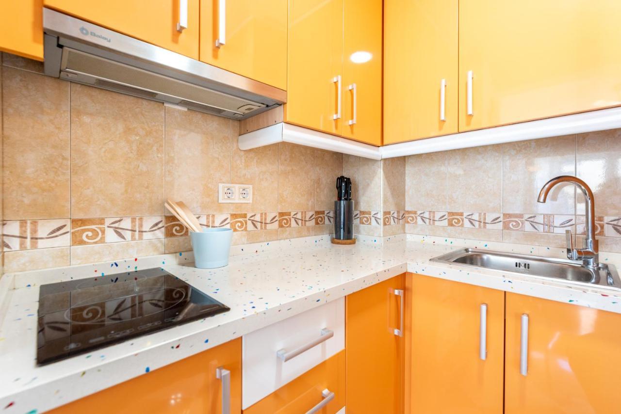 Sunny Seaside Apartment Arroyo De La Miel Exterior foto