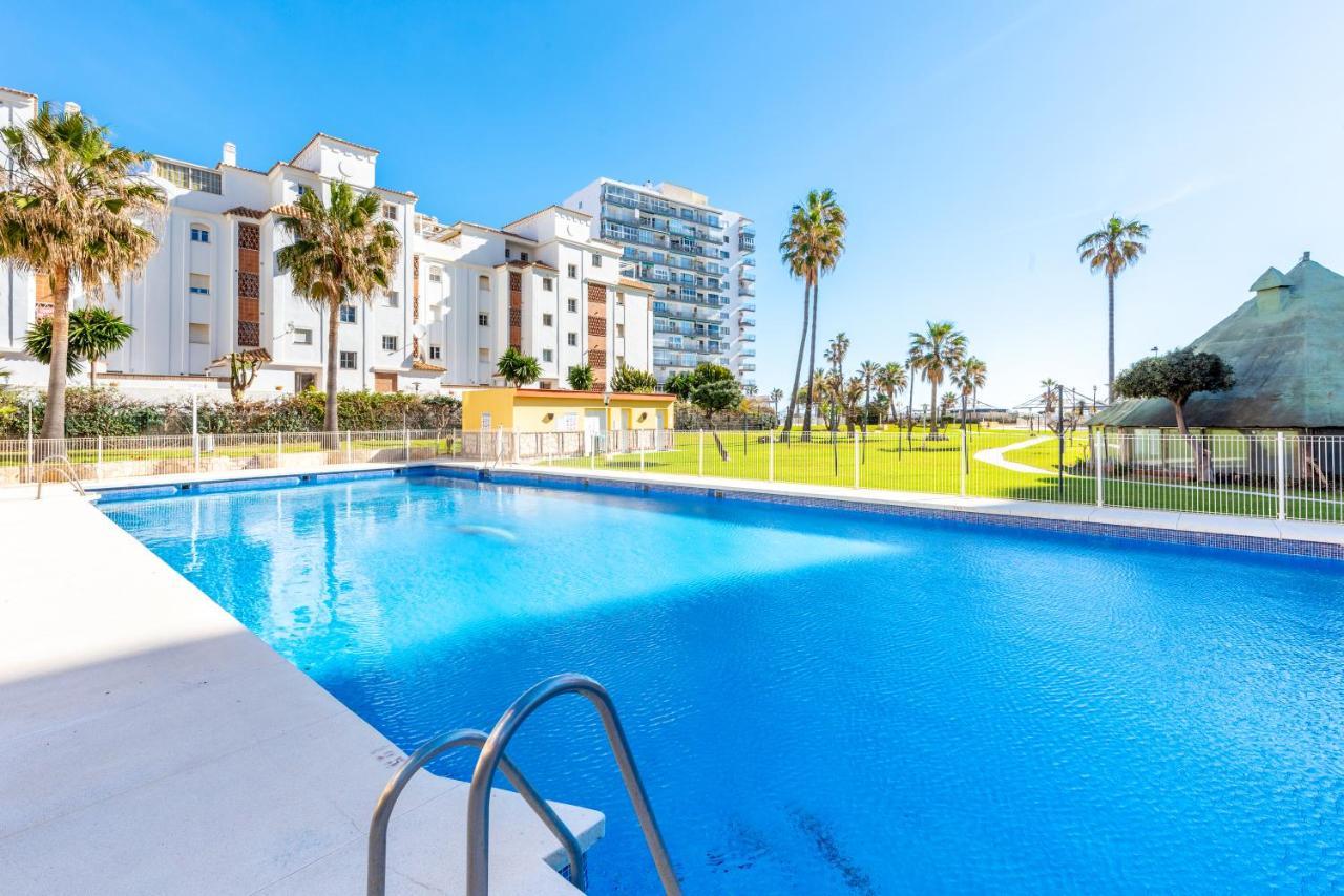 Sunny Seaside Apartment Arroyo De La Miel Exterior foto